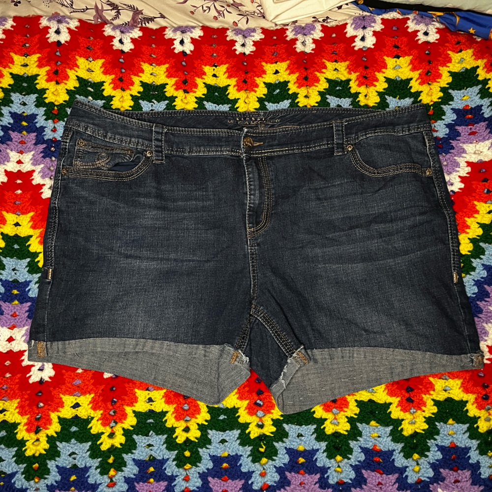 cut off shorts